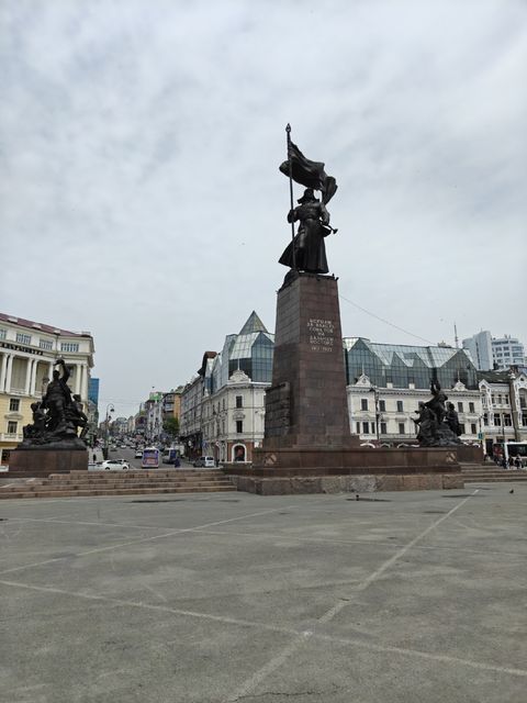 Обзорная экскурсия по Владивостоку (пешеходная)